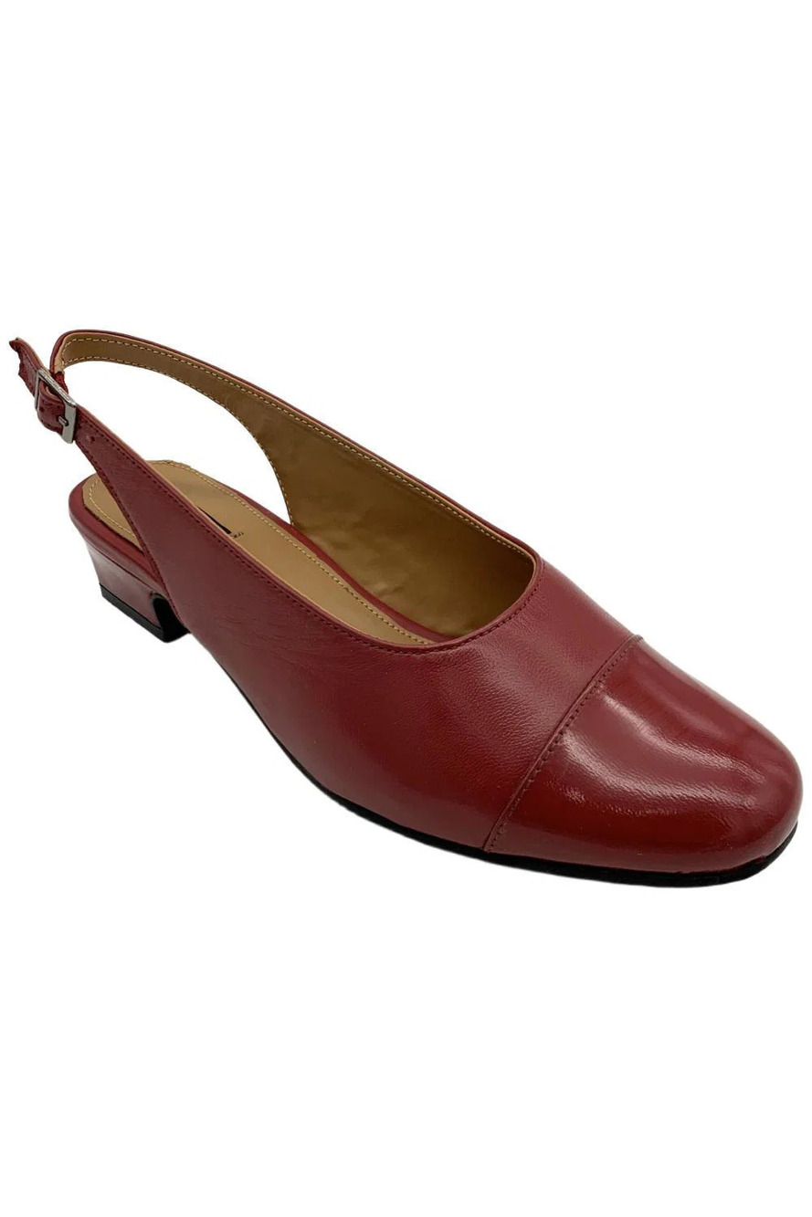 ARRAY Women's Addison Heels Red Patent - Medium